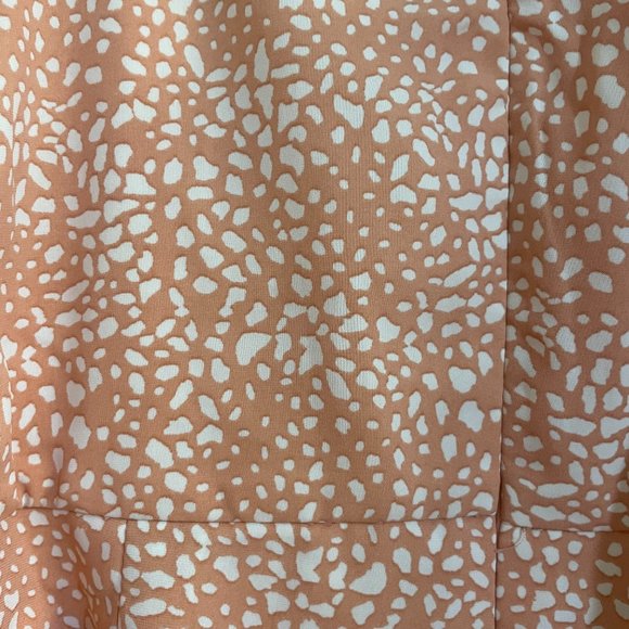 Printed Ruffle Romper - Picture 4 of 6